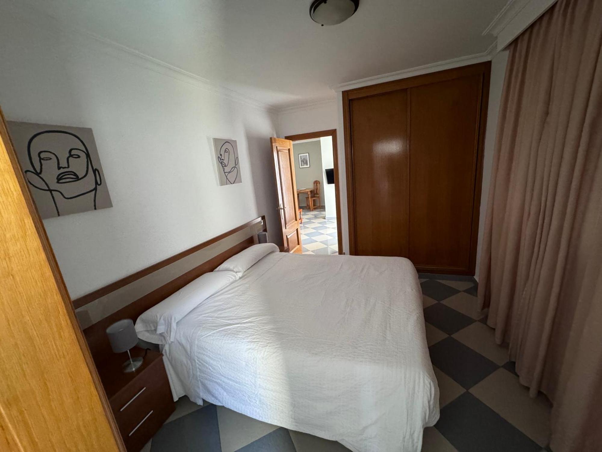 Apartamentos Nina De Oro Torremolinos Exteriör bild