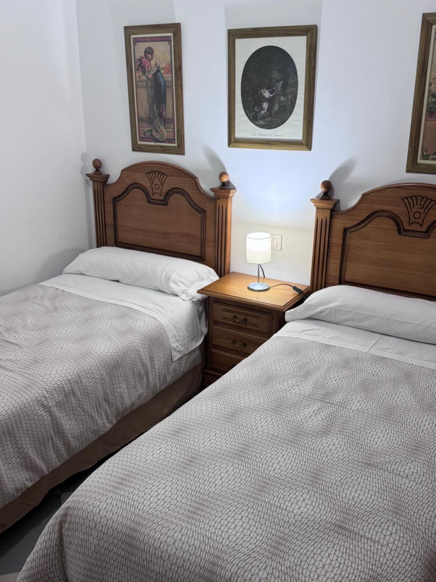 Apartamentos Nina De Oro Torremolinos Exteriör bild