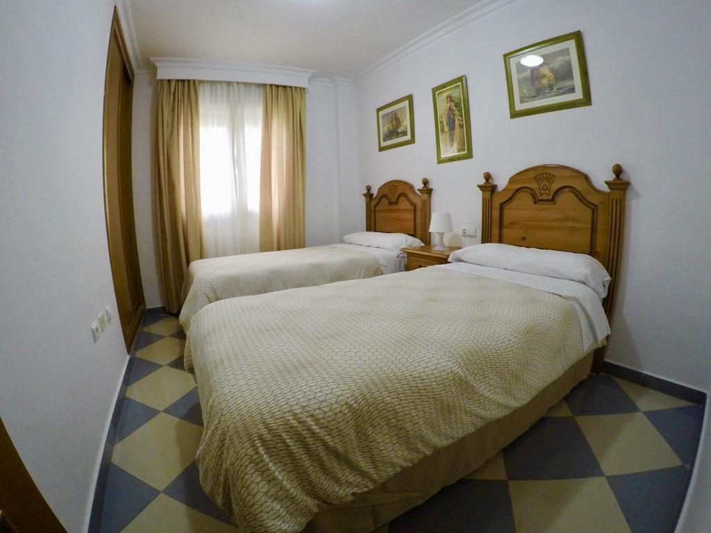 Apartamentos Nina De Oro Torremolinos Exteriör bild