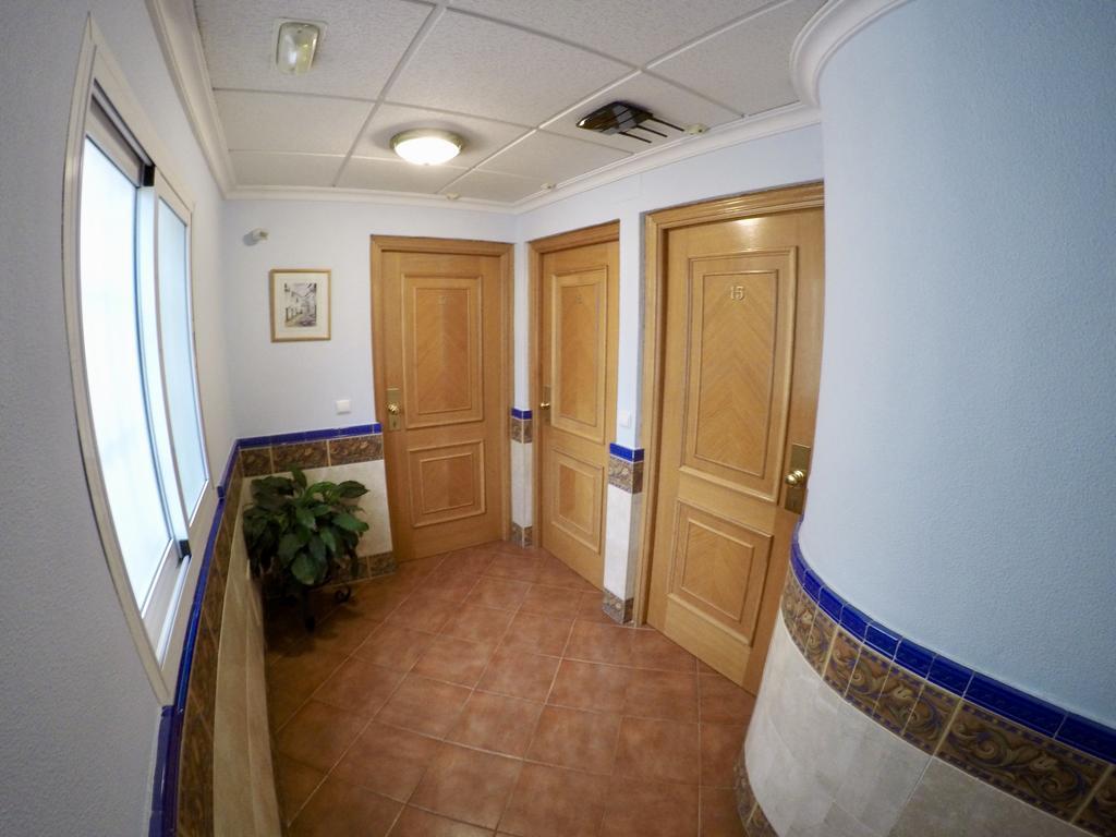 Apartamentos Nina De Oro Torremolinos Exteriör bild
