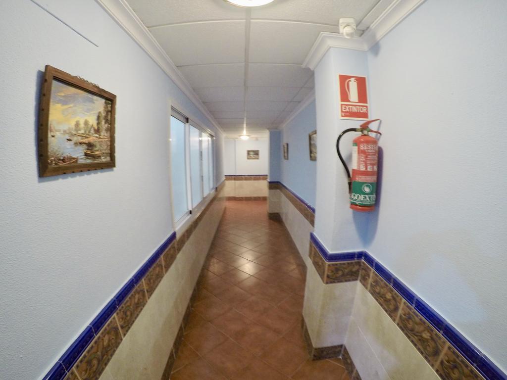 Apartamentos Nina De Oro Torremolinos Exteriör bild