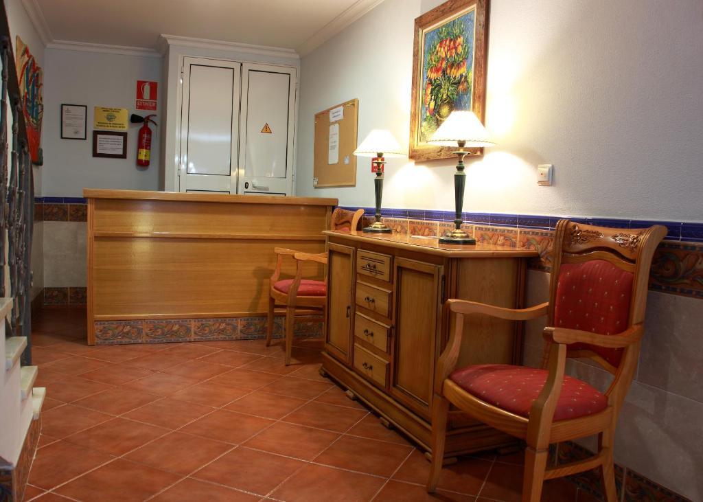 Apartamentos Nina De Oro Torremolinos Exteriör bild