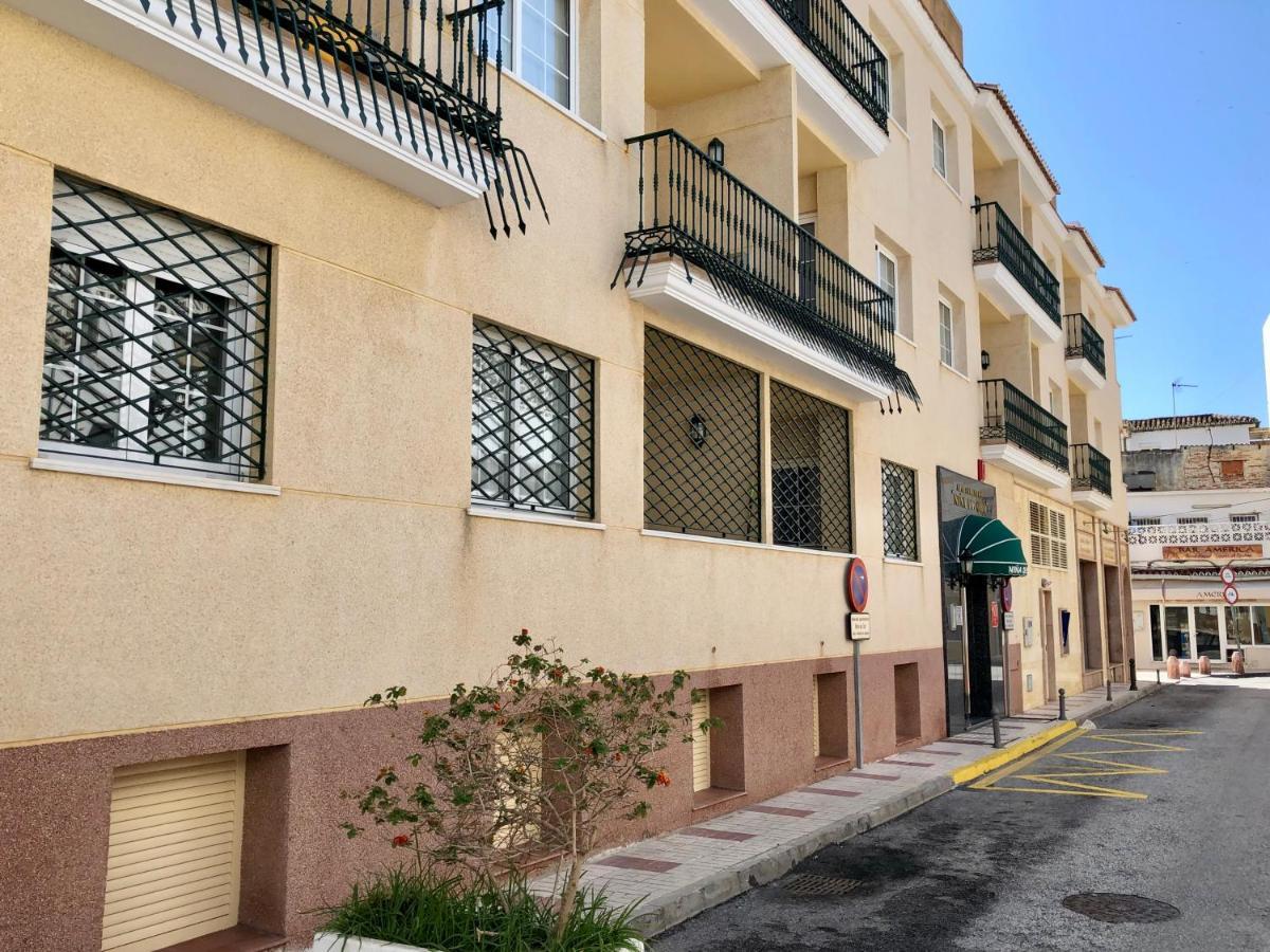 Apartamentos Nina De Oro Torremolinos Exteriör bild